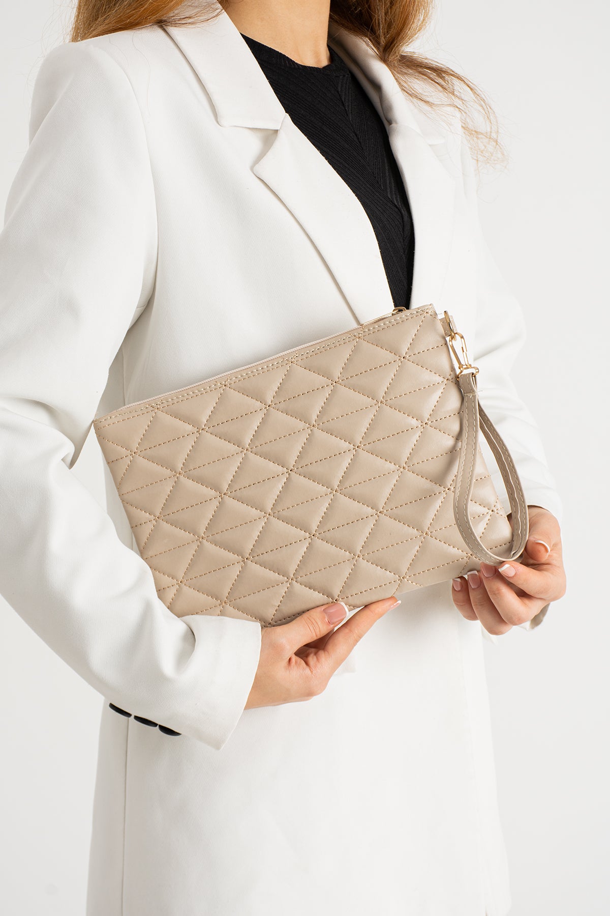 Notte Üçgen Desenli Portföy Clutch El Çantası